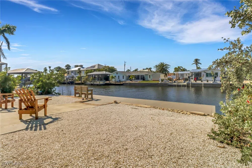 Clyde Street Matlacha, FL 33993