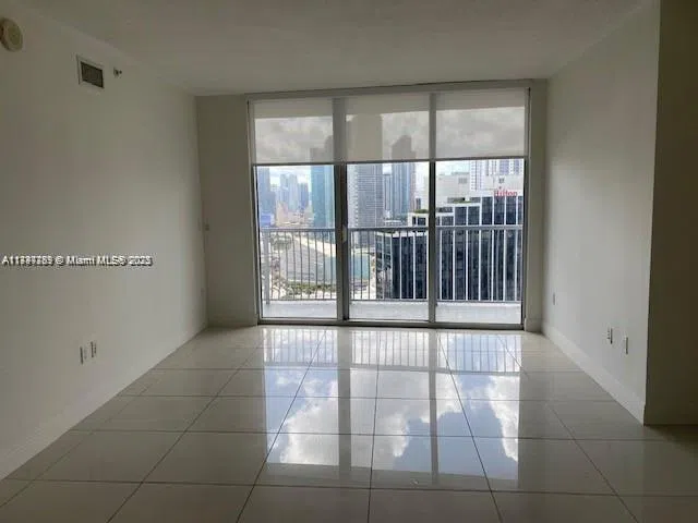 1750 Bayshore Dr #3112 Miami, FL 33132