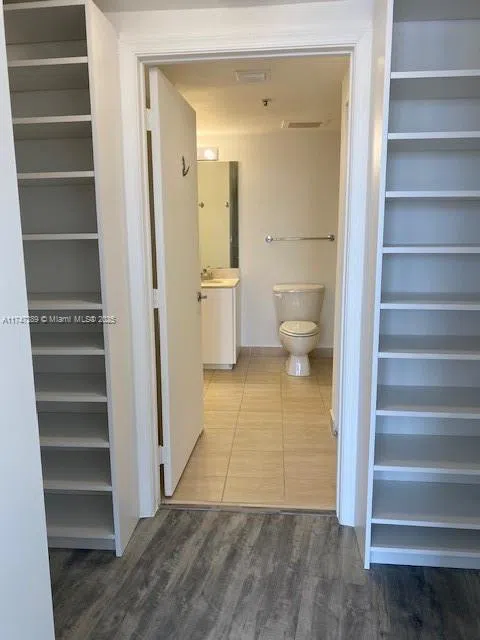 1750 Bayshore Dr #3112 Miami, FL 33132