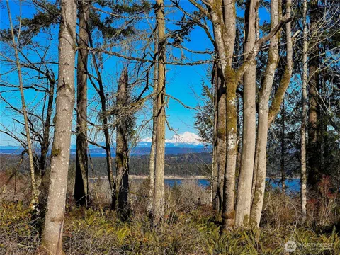2998 Oak Bay Road