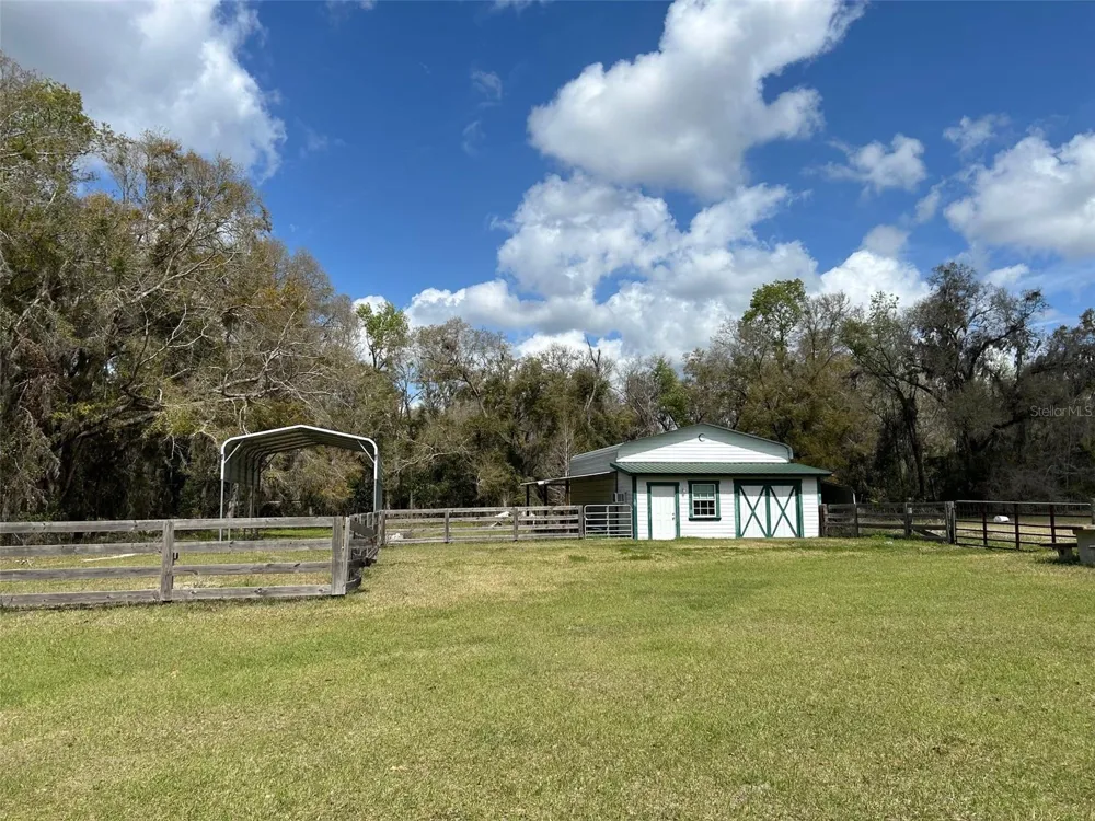 13925 NW US-441 Alachua, FL 32615