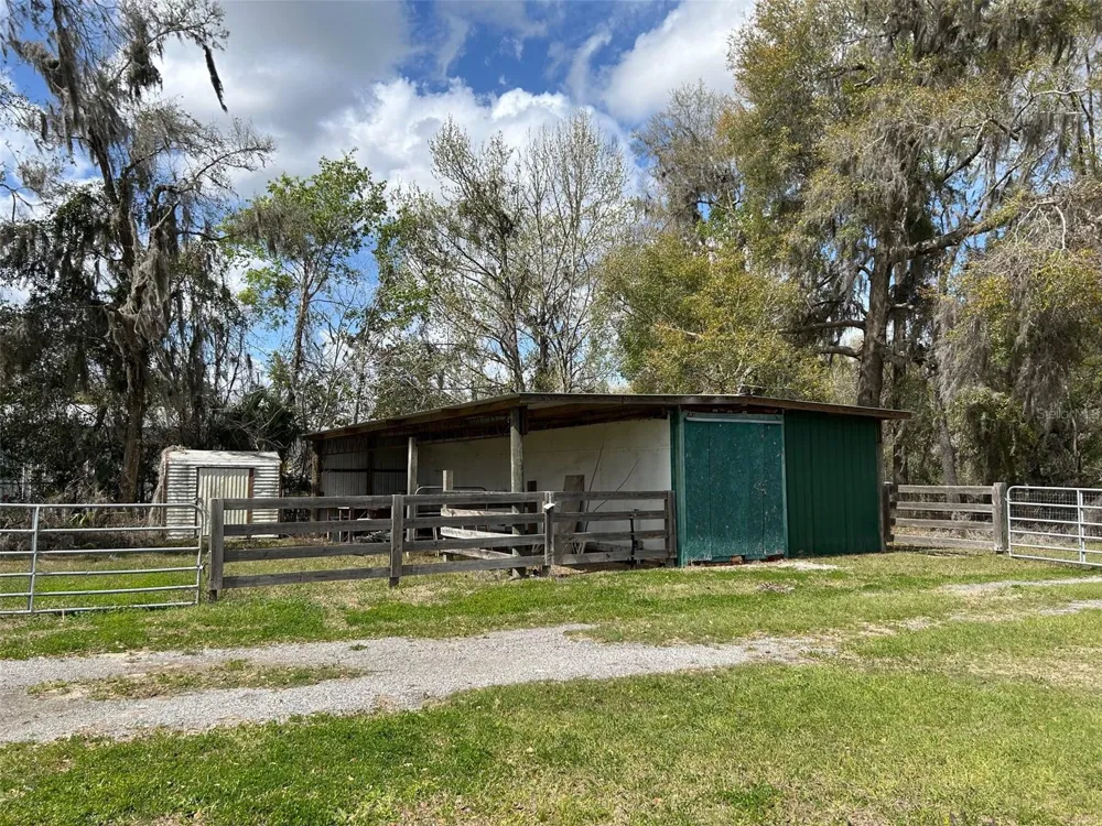 13925 NW US-441 Alachua, FL 32615