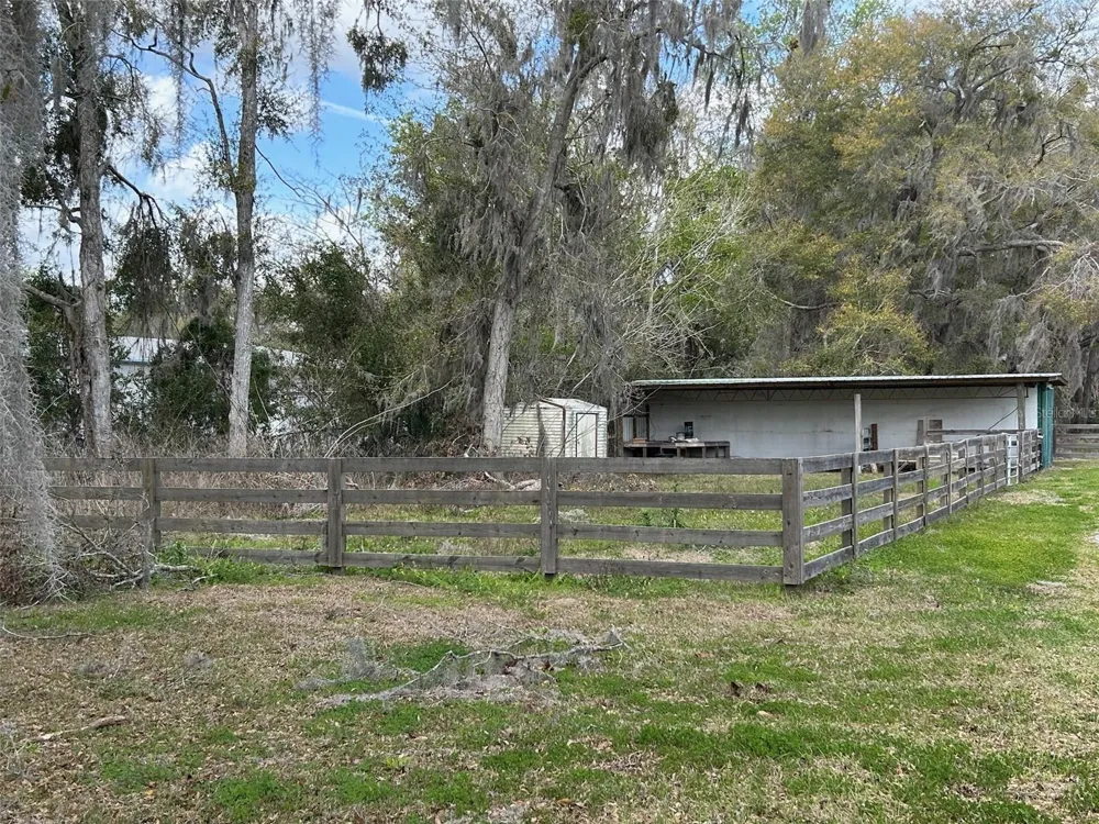 13925 NW US-441 Alachua, FL 32615