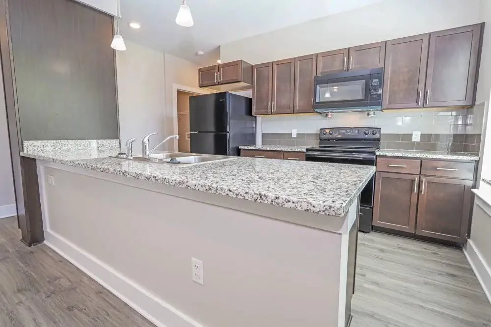 802 S 6th St Nashville, TN 37206