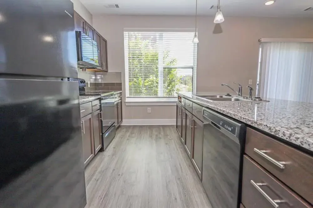 802 S 6th St Nashville, TN 37206