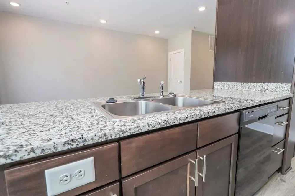 802 S 6th St Nashville, TN 37206