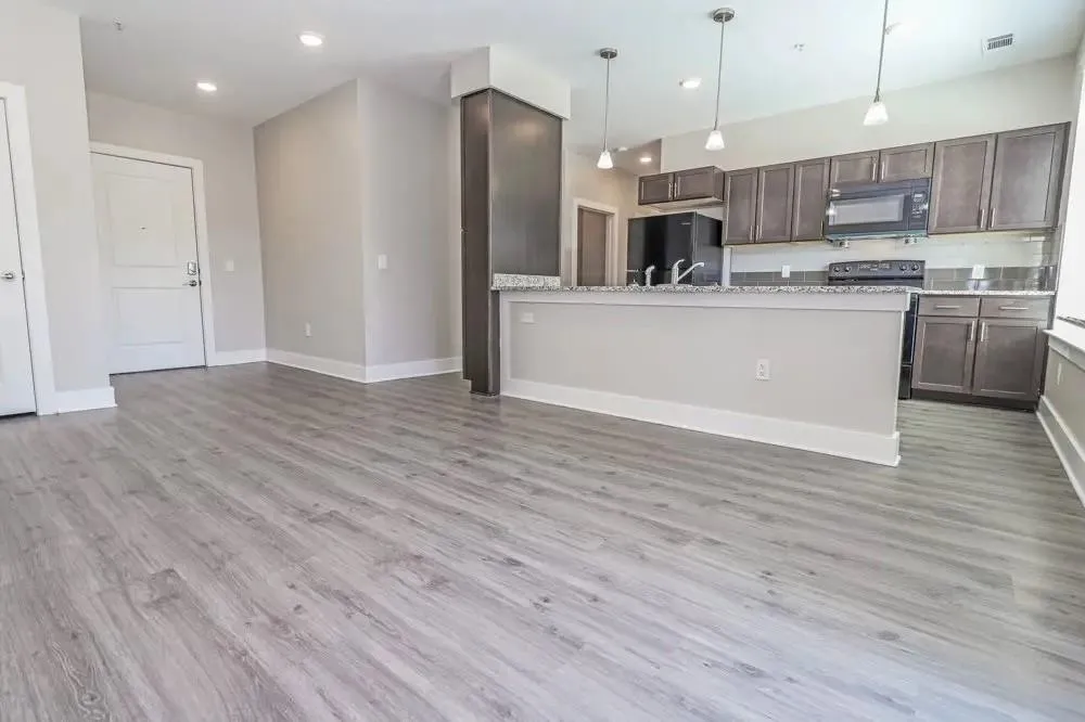 802 S 6th St Nashville, TN 37206