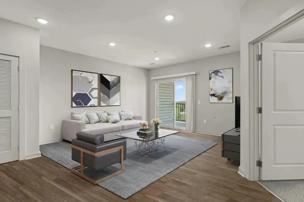 607 Lenore St Nashville, TN 37206