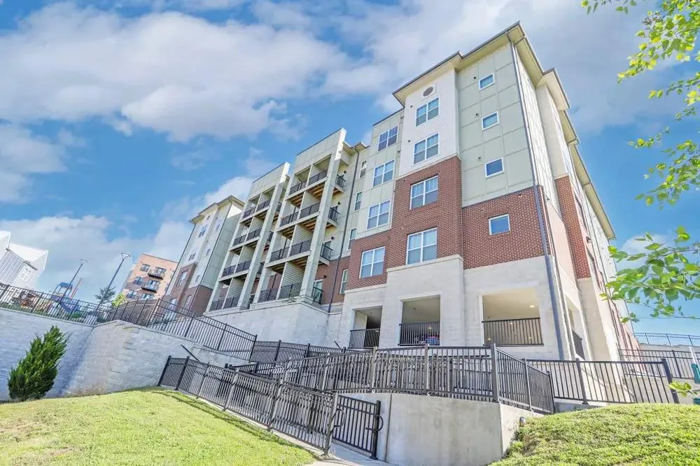607 Lenore St Nashville, TN 37206