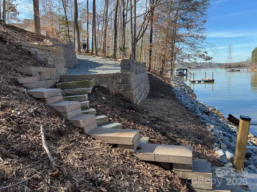 170 Windwood Lane Troutman, NC 28166