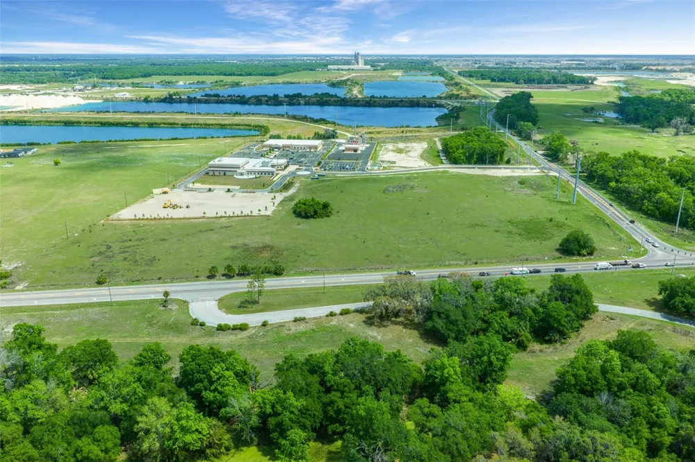 178 US 301 Sumterville, FL 33585
