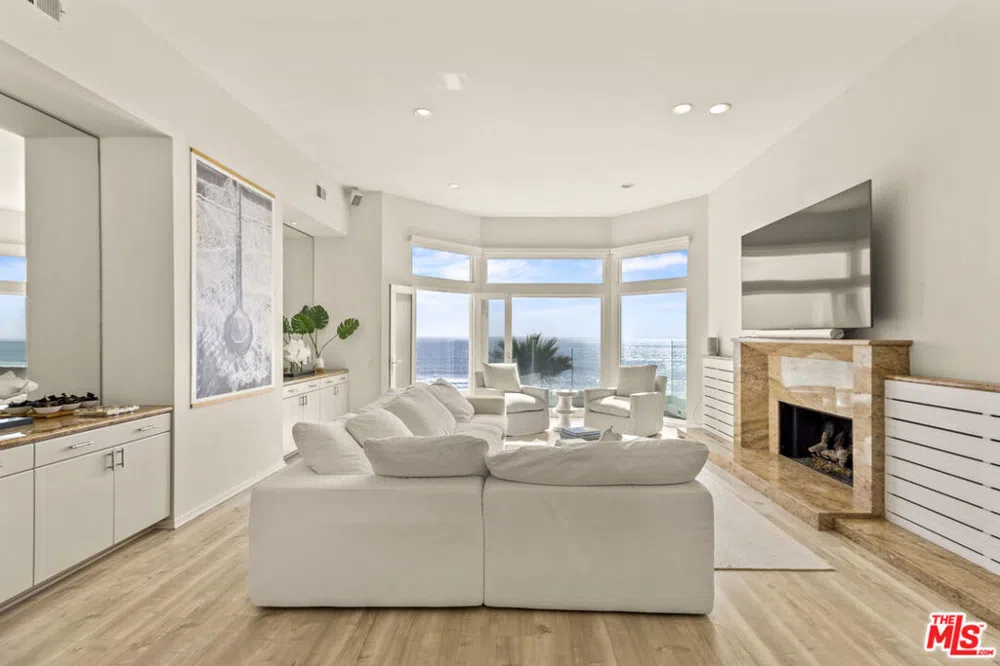 3616 The Strand #C Manhattan Beach, CA 90266