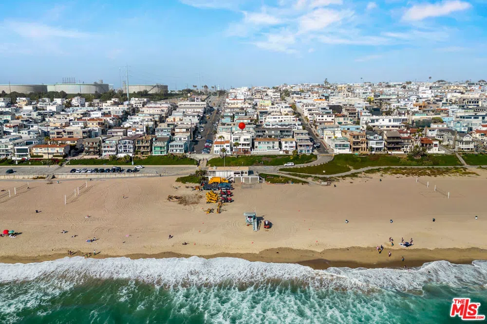 3616 The Strand #C Manhattan Beach, CA 90266