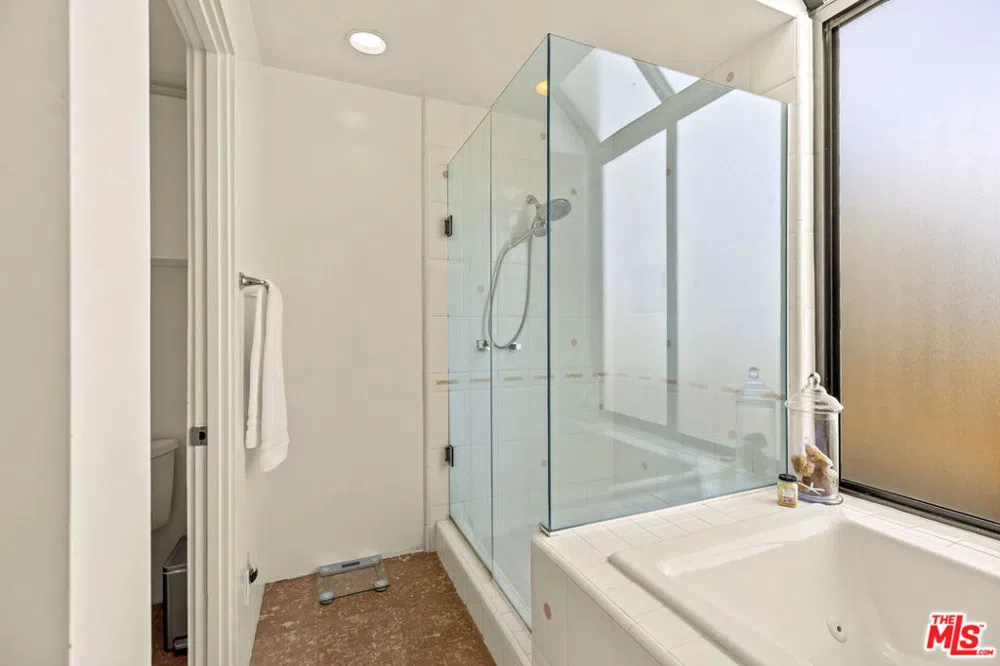 3616 The Strand #C Manhattan Beach, CA 90266