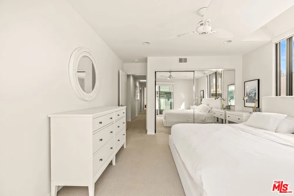 3616 The Strand #C Manhattan Beach, CA 90266