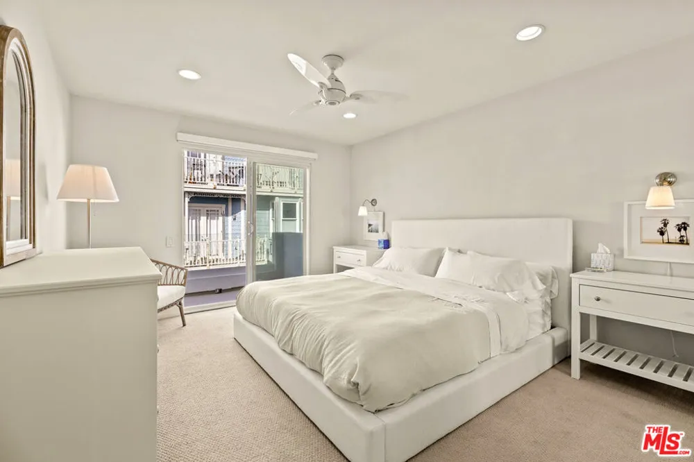 3616 The Strand #C Manhattan Beach, CA 90266