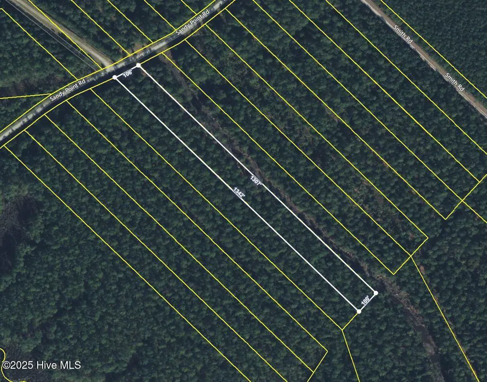 22 Sandy Point Road Scranton, NC 27875