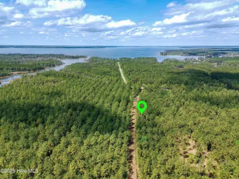 22 Sandy Point Road