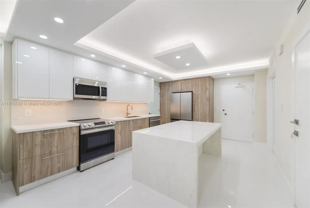1950 S Ocean Dr #20L Hallandale Beach, FL 33009