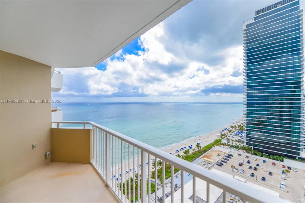 1950 S Ocean Dr #20L Hallandale Beach, FL 33009
