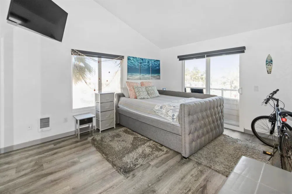 706 Ocean Ln Imperial Beach, CA 91932