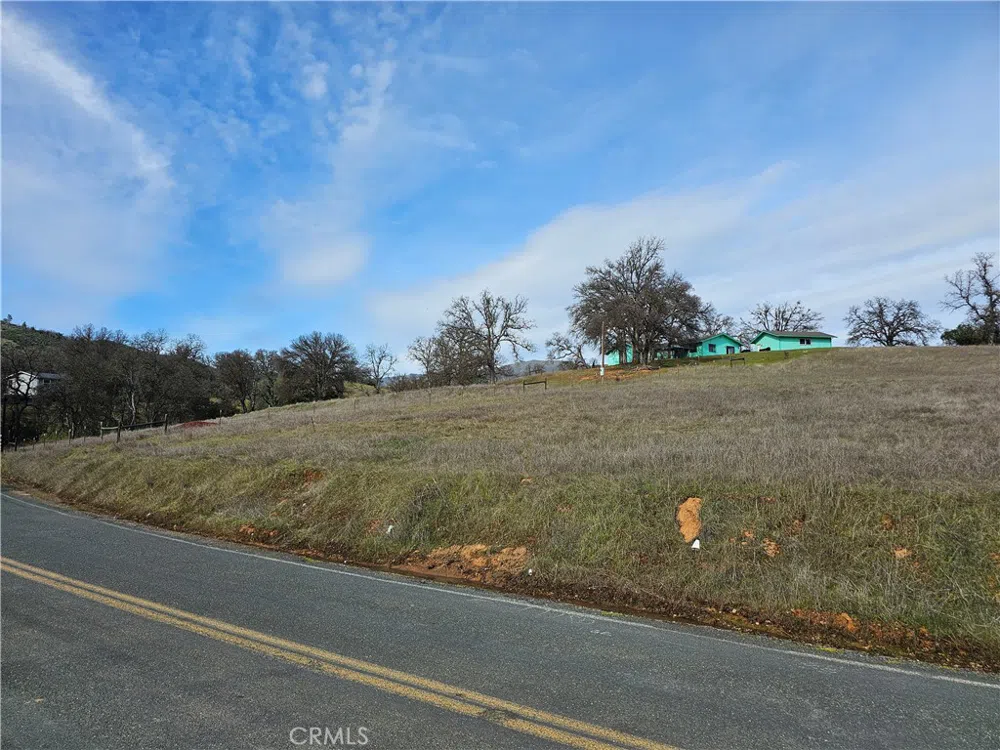 1930 New Long Valley Road Clearlake Oaks, CA 95423