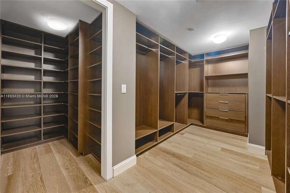 17001 Collins Ave #4705 Sunny Isles Beach, FL 33160