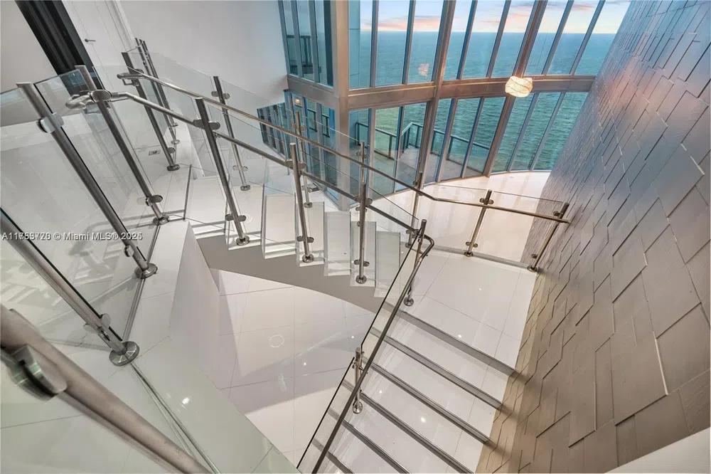 17001 Collins Ave #4705 Sunny Isles Beach, FL 33160