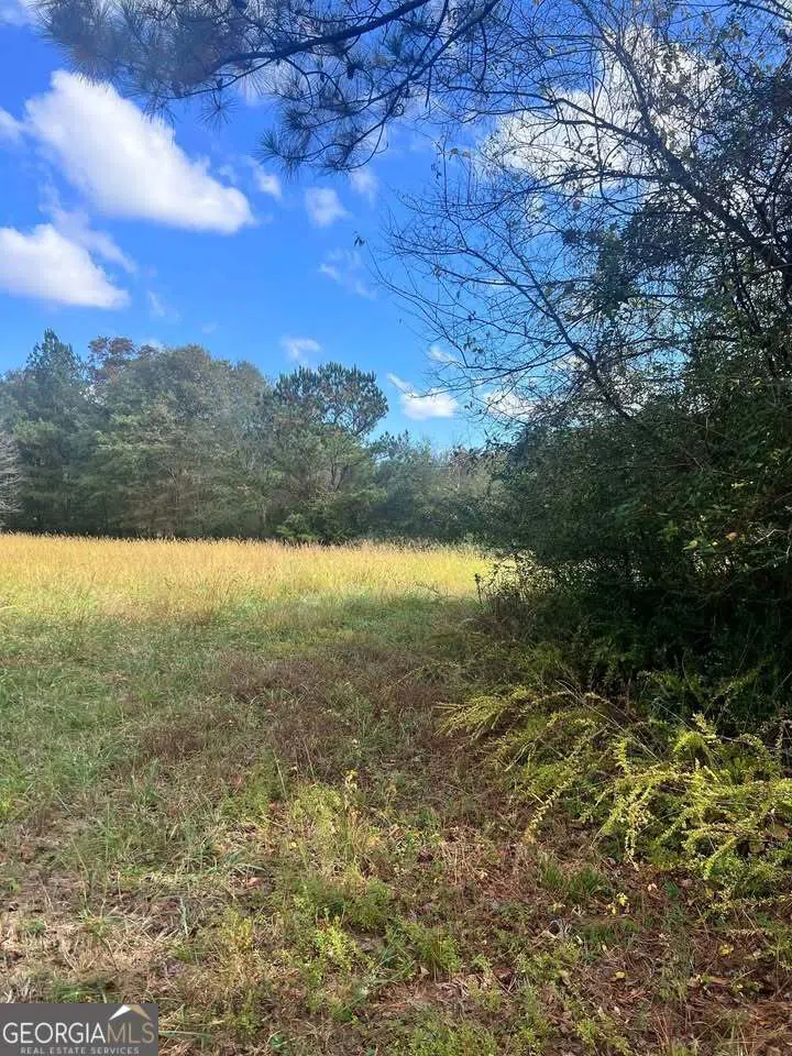 1759 Beaverdale RD NE Dalton, GA 30721
