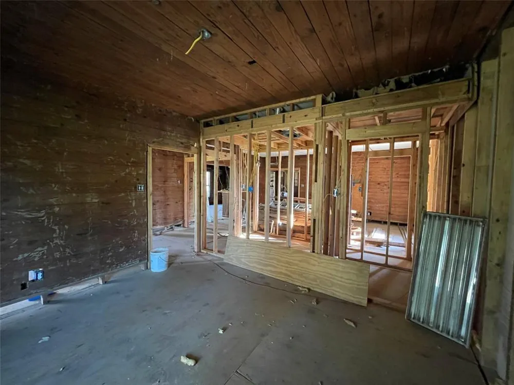 304 CR 1421 Jacksonville, TX 75766
