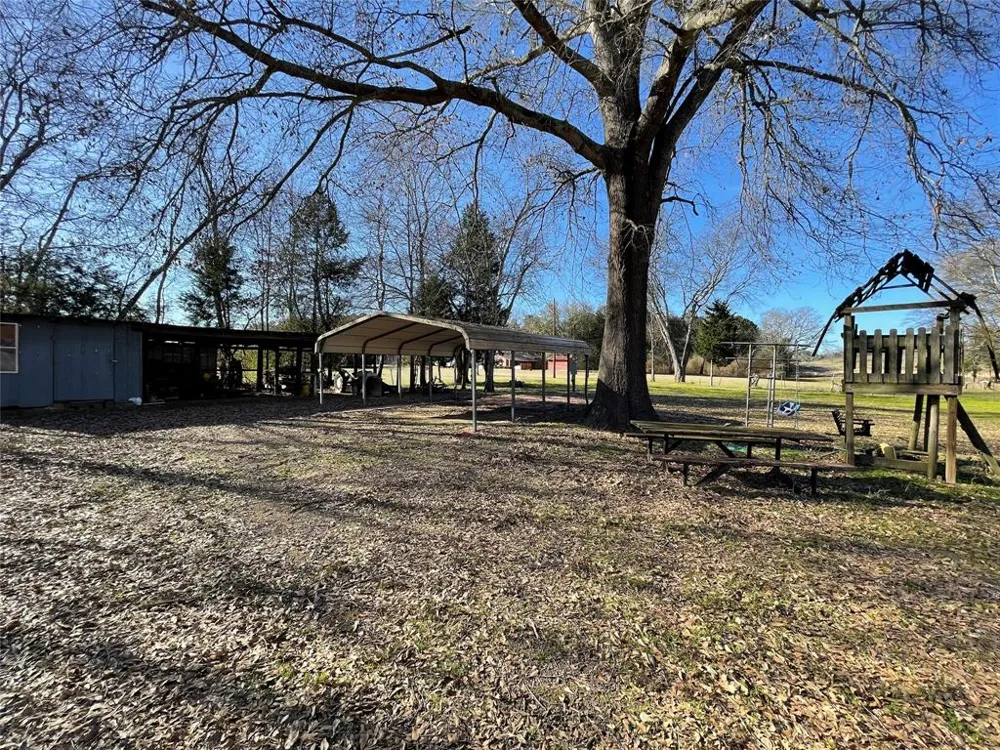 304 CR 1421 Jacksonville, TX 75766
