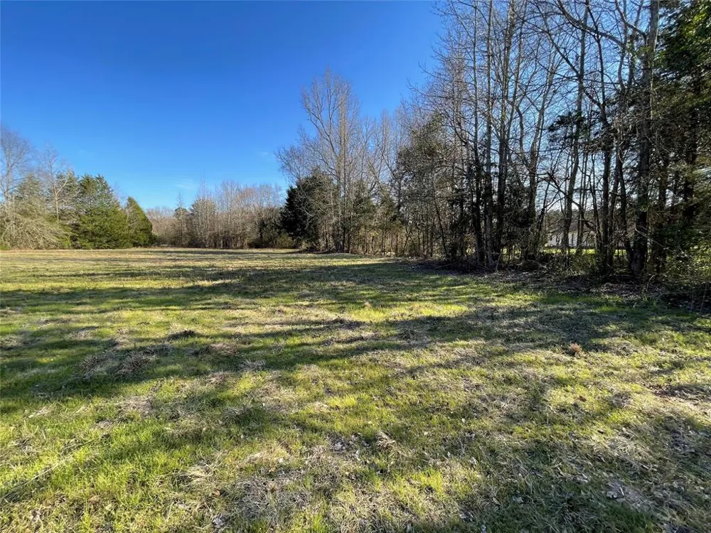 304 CR 1421 Jacksonville, TX 75766