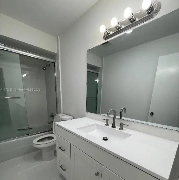 2307 Taylor St #205 Hollywood, FL 33020