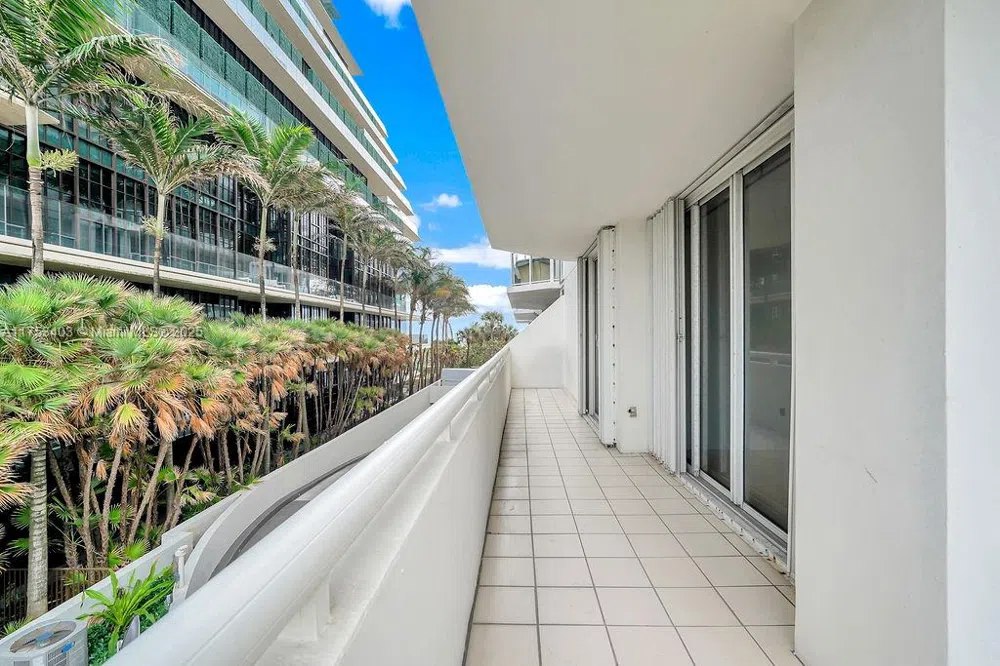 8925 Collins Ave #2E Surfside, FL 33154
