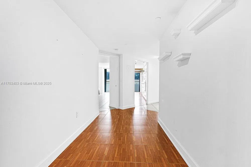 8925 Collins Ave #2E Surfside, FL 33154