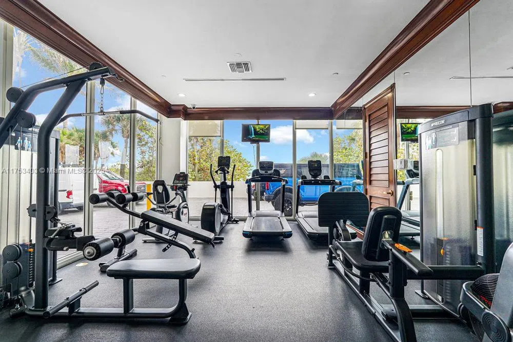 8925 Collins Ave #2E Surfside, FL 33154
