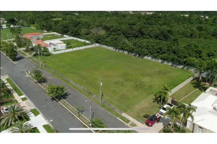Hacienda El Molino A-10 CALLE PASEO MADRID Vega Alta, PR 00692