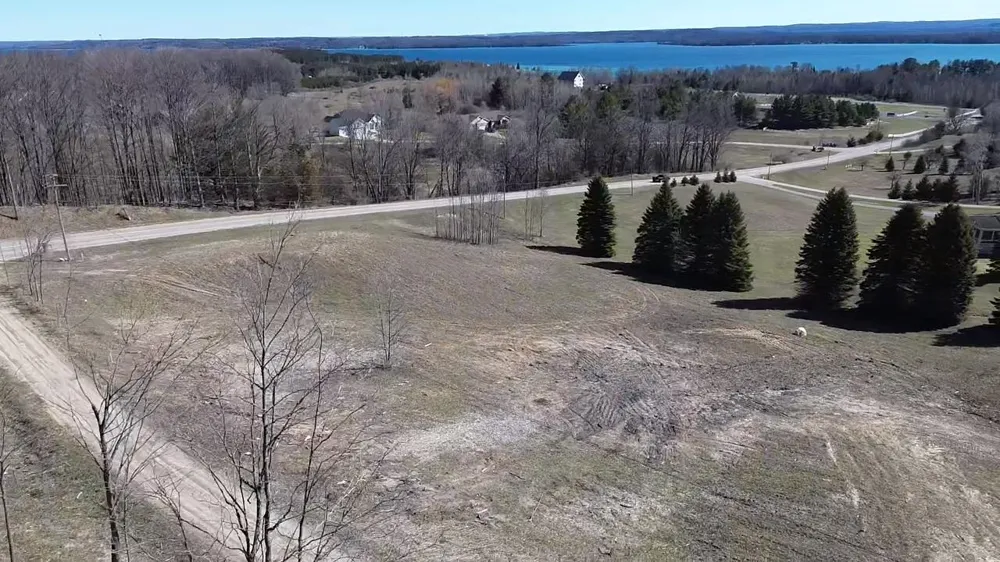 Palaestrum Road Whitewater Township, MI 49690