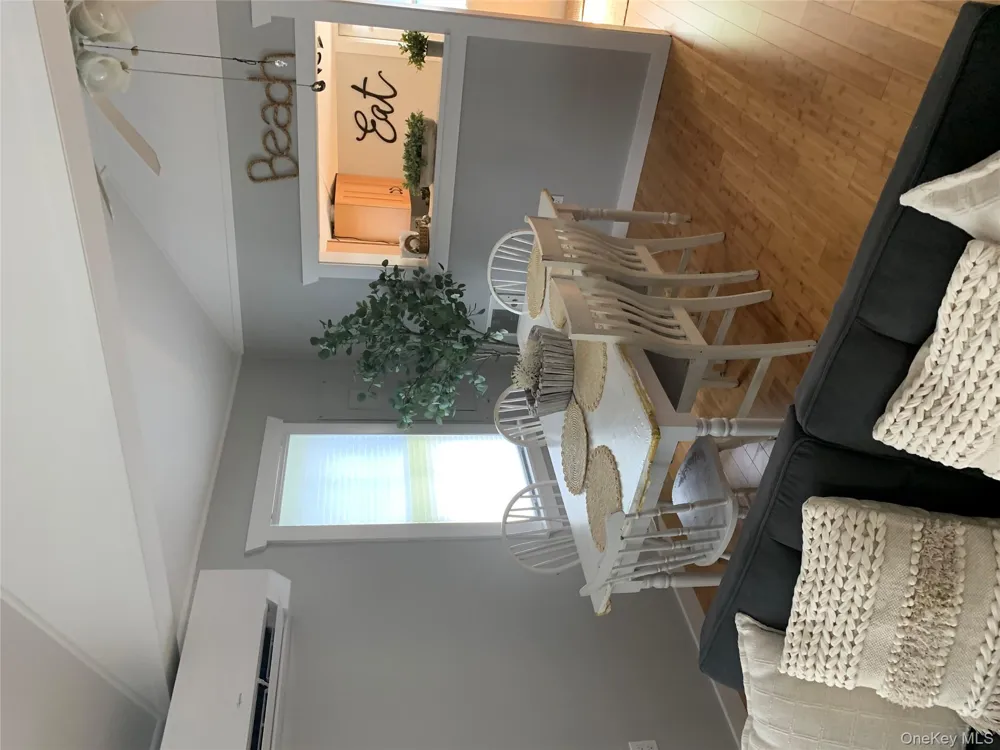 30 Bungalow Walk Ocean Beach, NY 11770