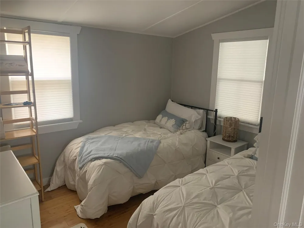 30 Bungalow Walk Ocean Beach, NY 11770