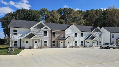 100 Henry Dr #601