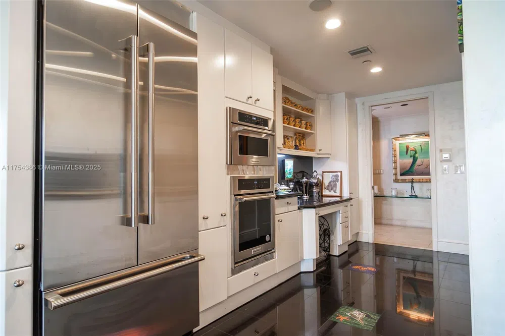 7241 Fisher Island Dr #7241 Miami Beach, FL 33109