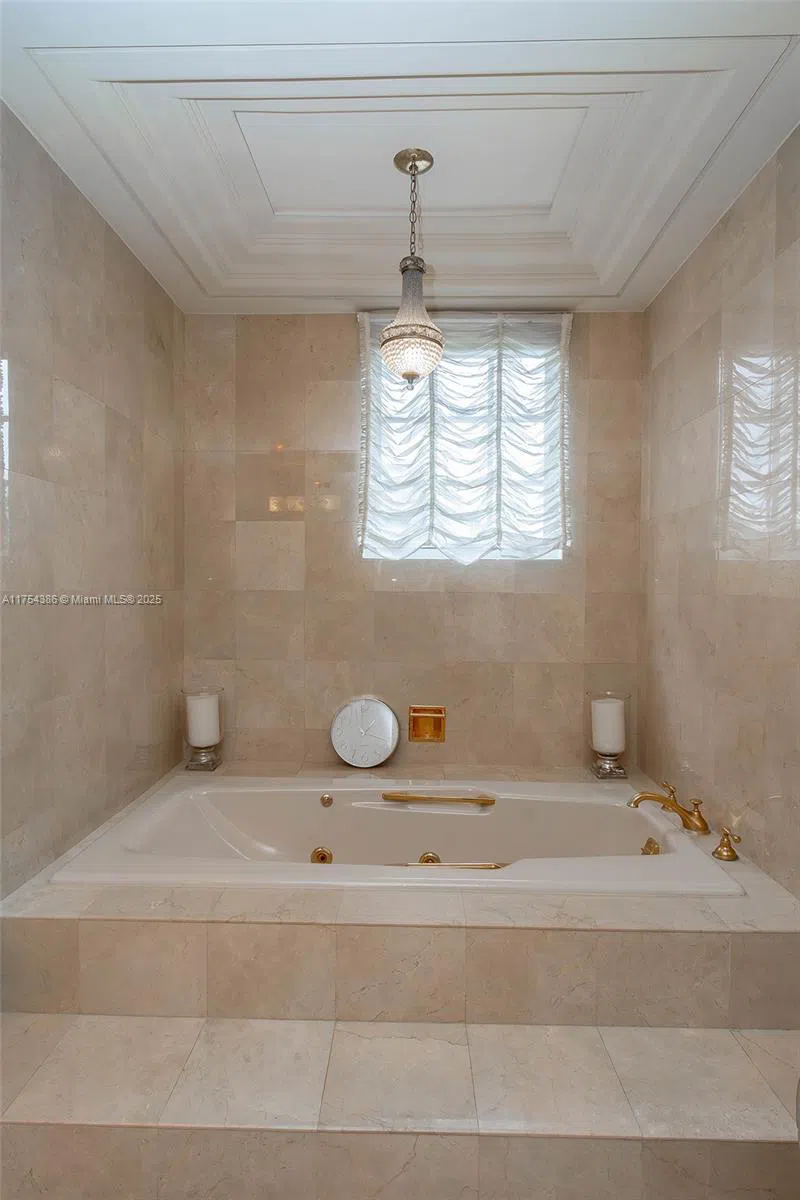 7241 Fisher Island Dr #7241 Miami Beach, FL 33109