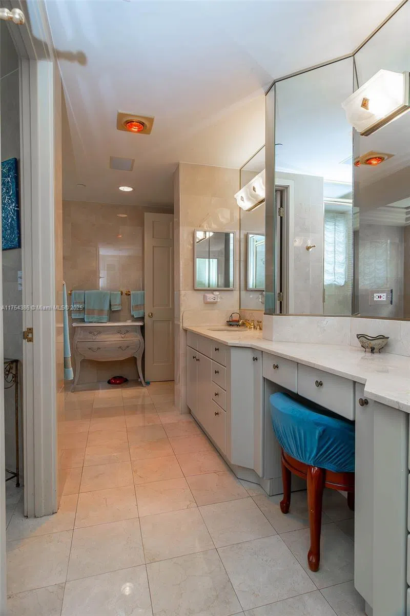 7241 Fisher Island Dr #7241 Miami Beach, FL 33109