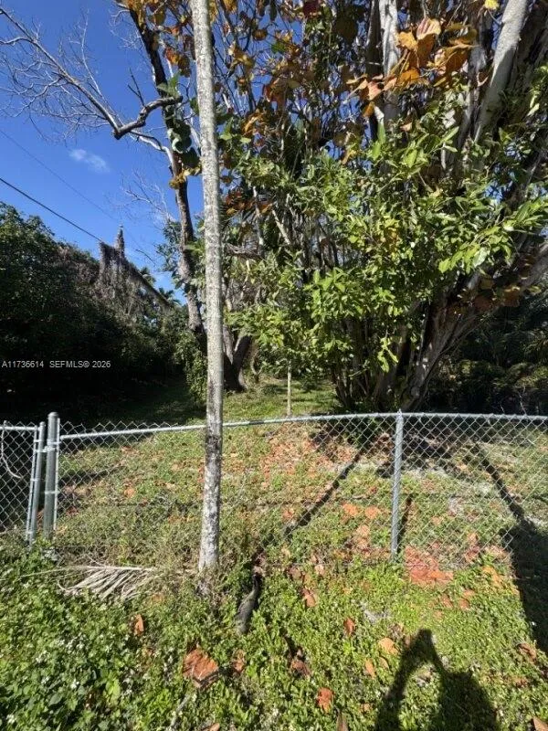 2361 SW 45th St Dania Beach, FL 33312