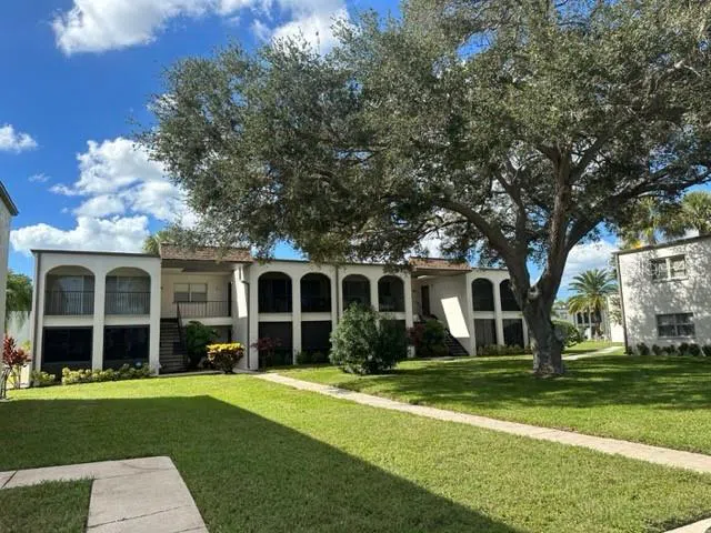 7701 STARKEY ROAD #731 Seminole, FL 33777