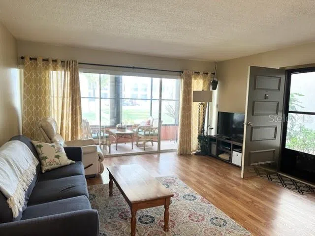 7701 STARKEY ROAD #731 Seminole, FL 33777