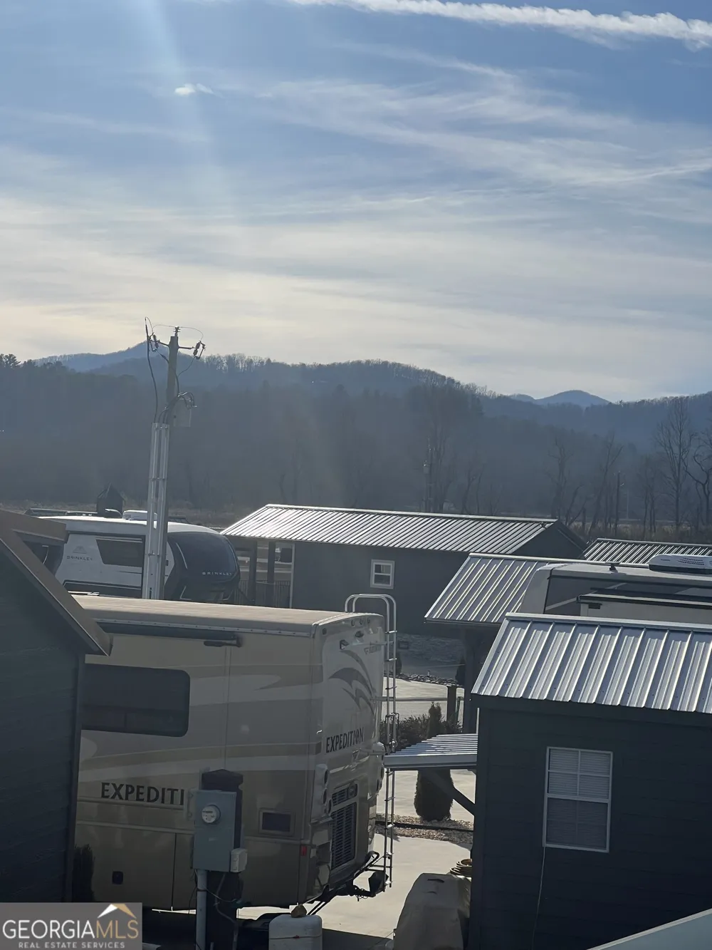 137 Foggy Mountain RD Blairsville, GA 30512