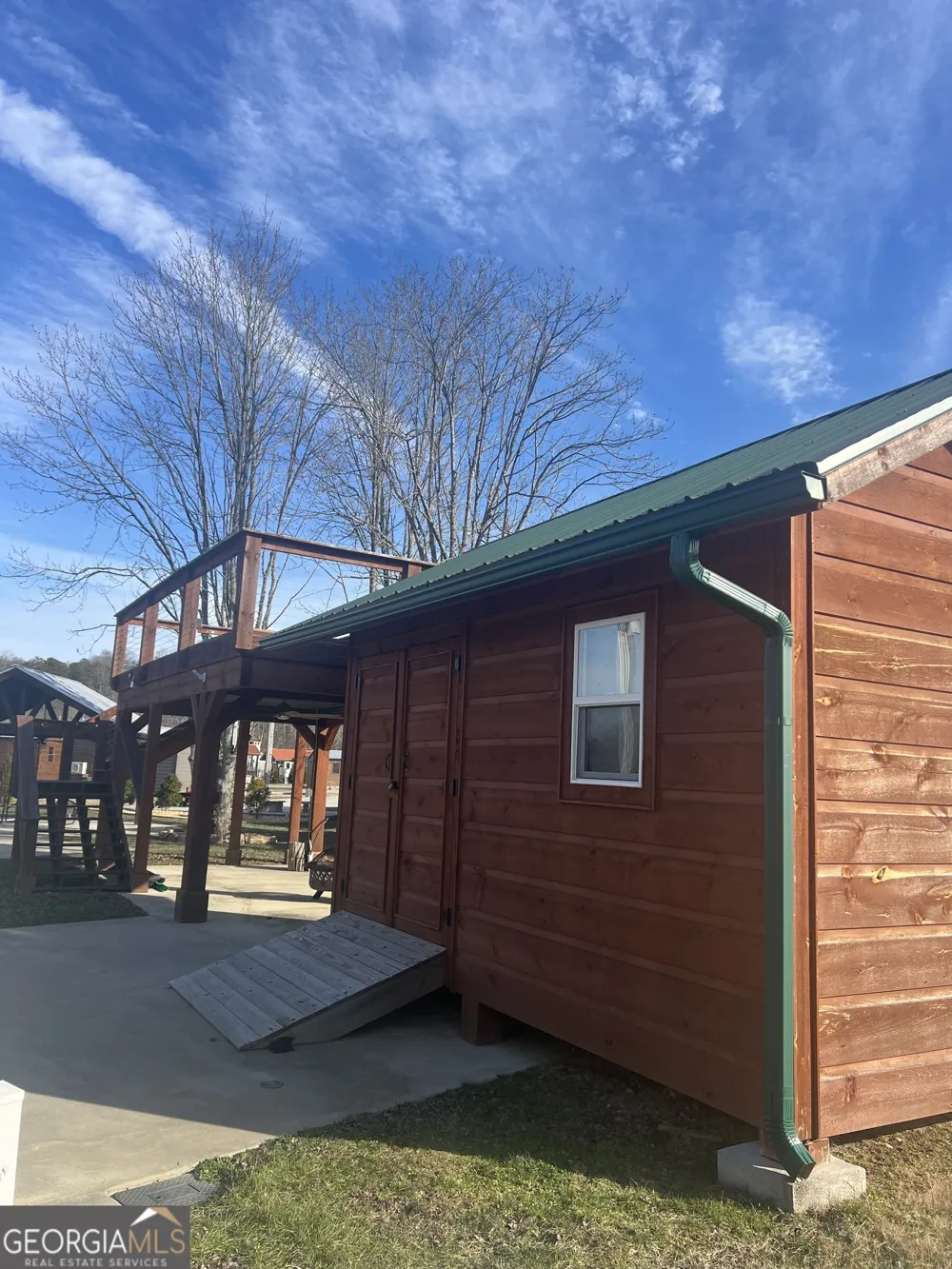 137 Foggy Mountain RD Blairsville, GA 30512
