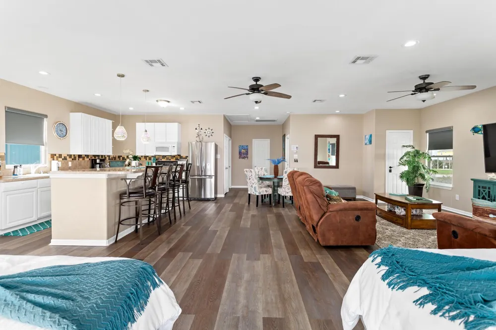 1391 Keith Ave Gilchrist, TX 77617